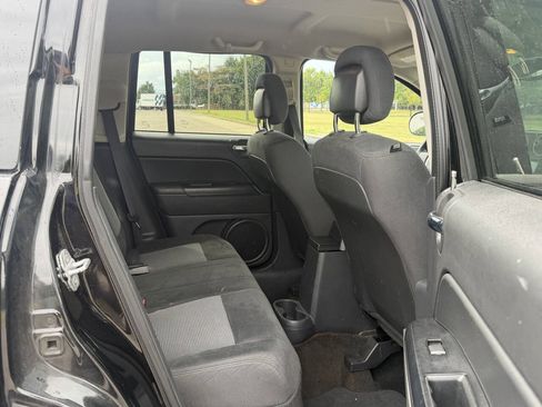 Used 2014 Jeep Compass Sport w/ Power Value Group FWD image 24