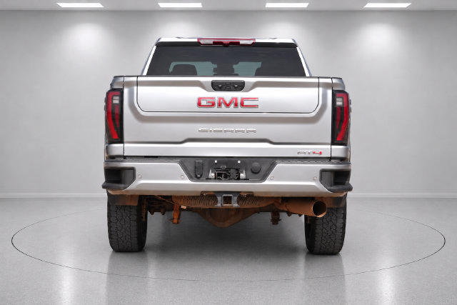 Used 2026 GMC Sierra 2500 AT4 AWD/4WD image 4