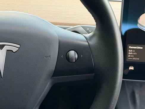 Used 2021 Tesla Model 3 Standard Range RWD image 45