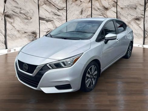 Used 2020 Nissan Versa SV image 1