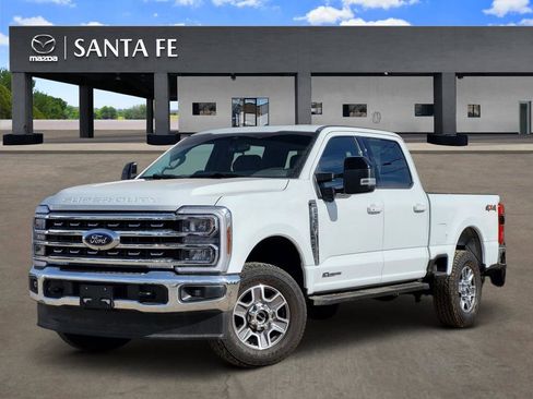Used 2024 Ford F250 Lariat image 1