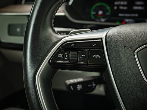 Used 2021 Audi e-tron Premium w/ Convenience Plus Package image 26
