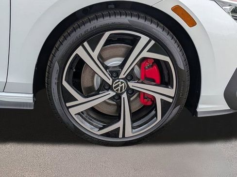 New 2026 Volkswagen GTI SE FWD image 11