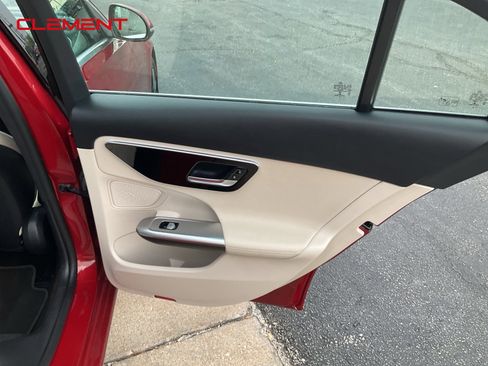 Used 2023 Mercedes-Benz C 300 Sedan image 36