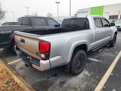 Used 2022 Toyota Tacoma SR5 image 6