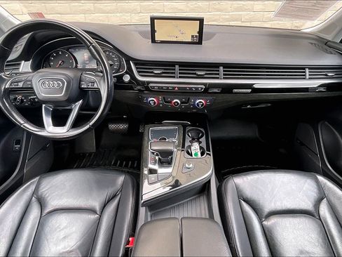 Used 2017 Audi Q7 3.0T Premium Plus w/ Premium Plus Package image 15