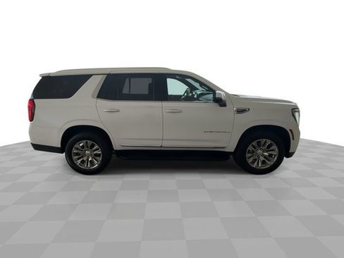Certified 2025 GMC Yukon Denali AWD/4WD image 9