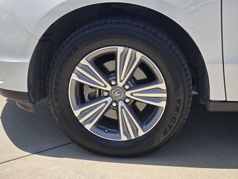 Used 2020 Acura MDX FWD image 17