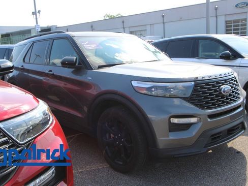 Used 2024 Ford Explorer ST-Line w/ Class IV Trailer Tow Package AWD/4WD image 1