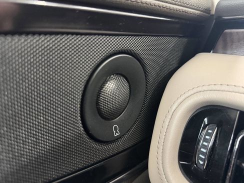 Used 2021 Lincoln Nautilus Reserve image 37