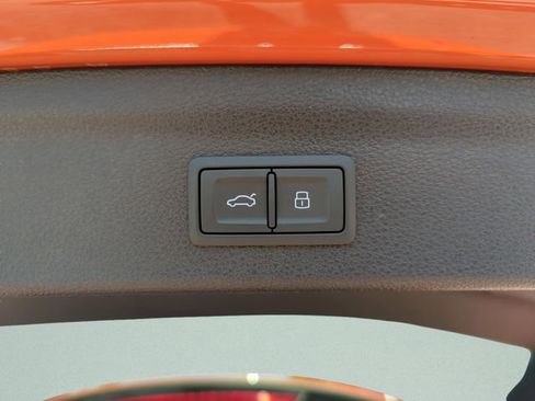 Used 2023 Audi Q3 2.0T Premium Plus image 17