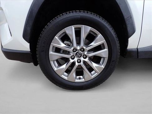 Used 2019 Toyota RAV4 Limited w/ Cold Weather Package AWD/4WD image 7