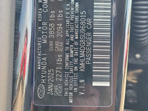 Used 2025 Hyundai Elantra Sport image 31