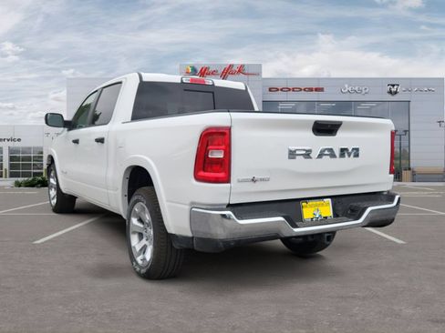 New 2026 RAM 1500 2WD Crew Cab image 3