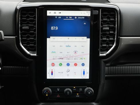 New 2025 Ford Ranger XLT w/ FX4 Off-Road Package image 18