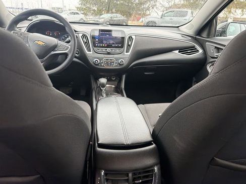 Used 2022 Chevrolet Malibu LT image 20