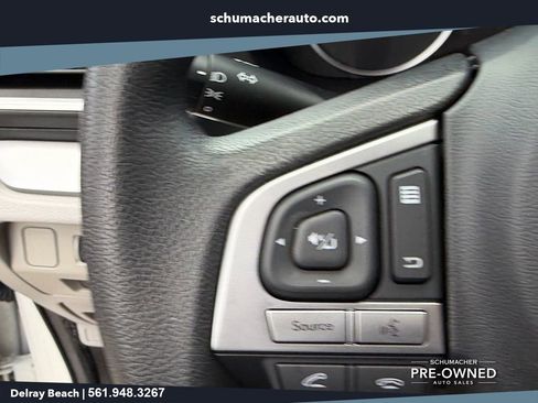 Used 2018 Subaru Forester 2.5i AWD/4WD image 26