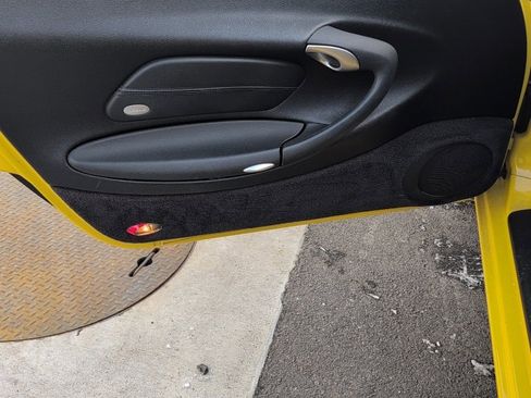 Used 2002 Porsche 911 Carrera image 10