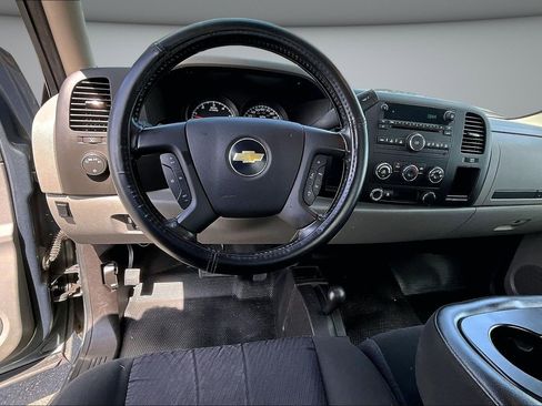 Used 2011 Chevrolet Silverado 1500 W/T image 8