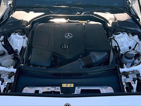 Used 2022 Mercedes-Benz C 300 4MATIC Sedan image 10