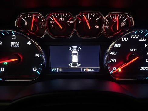 Used 2018 Chevrolet Tahoe Premier image 36