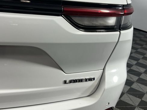 Certified 2023 Jeep Grand Cherokee Laredo image 13