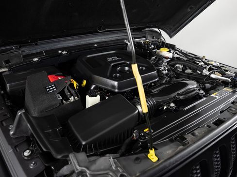 Used 2023 Jeep Wrangler Willys image 40