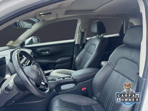 Certified 2024 Honda HR-V EX-L image 9