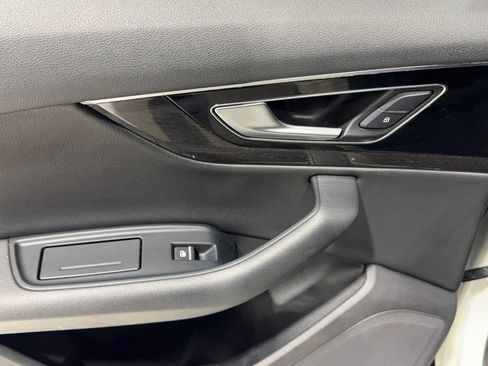 Used 2019 Audi Q7 3.0T Premium w/ Convenience Package image 21