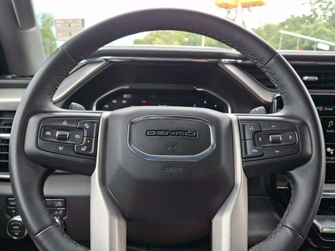 Certified 2025 GMC Sierra 1500 Denali AWD/4WD image 19