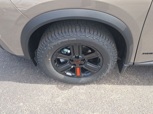New 2026 Nissan Rogue SV AWD/4WD image 28