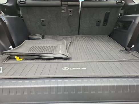 Used 2023 Lexus GX 460 Premium w/ Premium Package AWD/4WD image 32