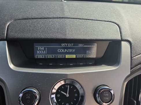 Used 2011 Cadillac CTS Coupe RWD image 24