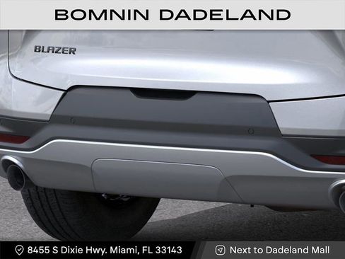 New 2025 Chevrolet Blazer LT w/ Midnight/Sport Edition image 15