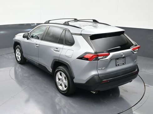 Used 2020 Toyota RAV4 XLE FWD image 14