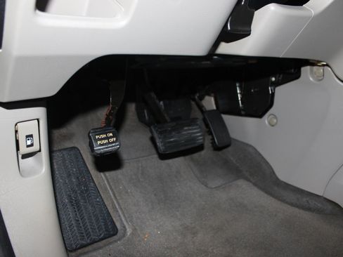 Used 2012 Honda CR-V EX-L image 11