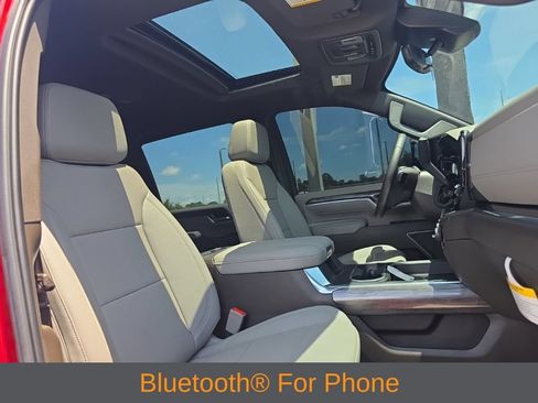 Used 2025 Chevrolet Silverado 2500 LTZ w/ LTZ Premium Package AWD/4WD image 28