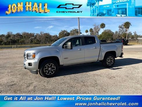 Used 2017 GMC Canyon SLE w/ All Terrain Package image 3