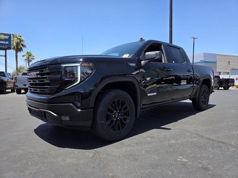 New 2025 GMC Sierra 1500 Elevation image 2