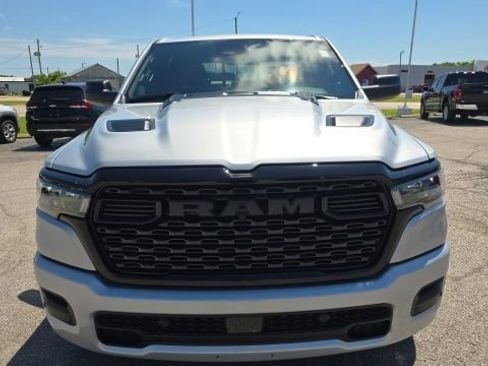 New 2026 RAM 1500 Express AWD/4WD image 10