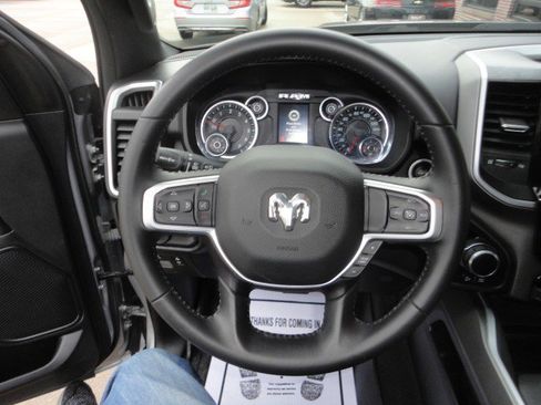 Used 2021 RAM 1500 Big Horn image 6