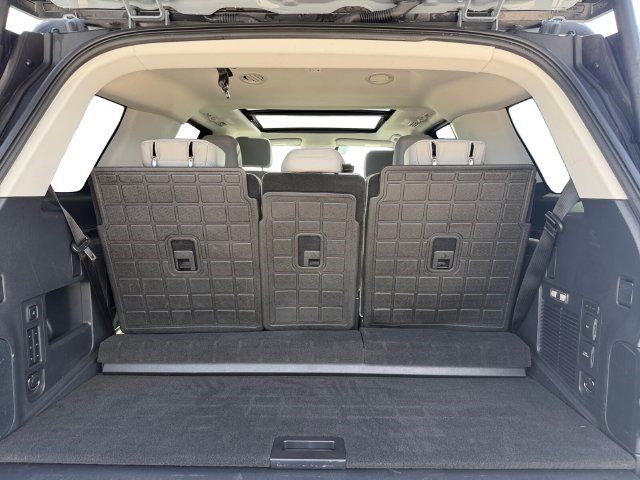 Used 2025 Ford Expedition Active RWD image 18