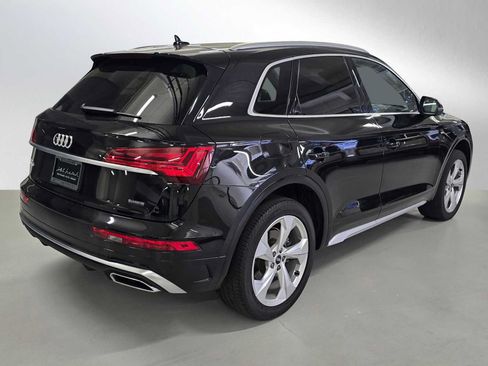 Used 2023 Audi Q5 2.0T Premium Plus w/ Premium Plus Package AWD/4WD image 5