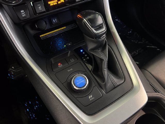 Used 2019 Toyota RAV4 XSE AWD/4WD image 22