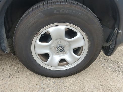 Used 2016 Honda CR-V LX image 12