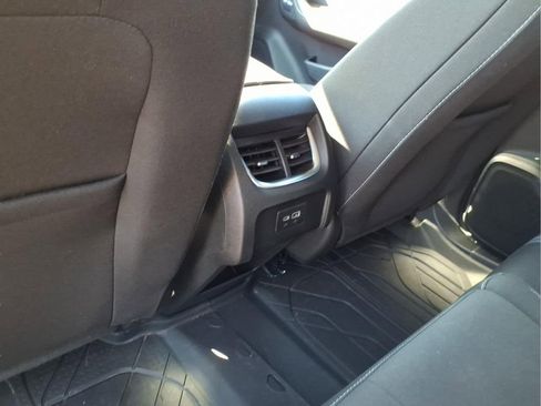 Certified 2024 Chevrolet Blazer LT w/ Convenience Package FWD image 12