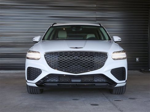 Used 2025 Genesis GV70 3.5T Sport w/ Sport Prestige Package image 10