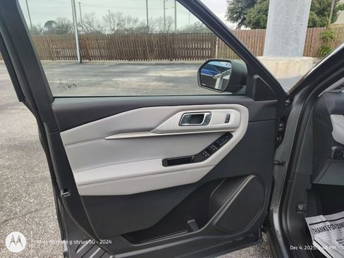 New 2026 Ford Explorer Active w/ Active Comfort Package image 19