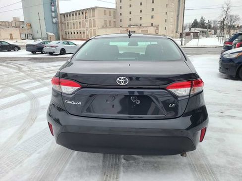 Used 2024 Toyota Corolla LE FWD image 8