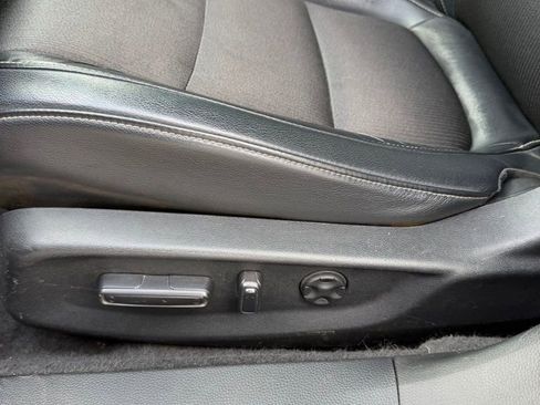 Used 2018 Honda Accord Sport image 14